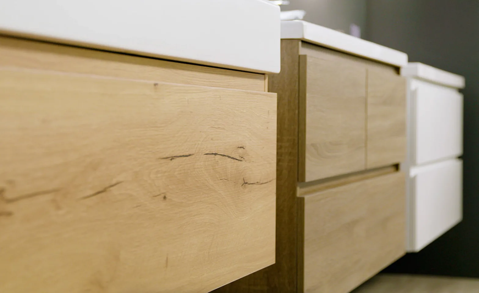 IT20250908 Salano 4 detail