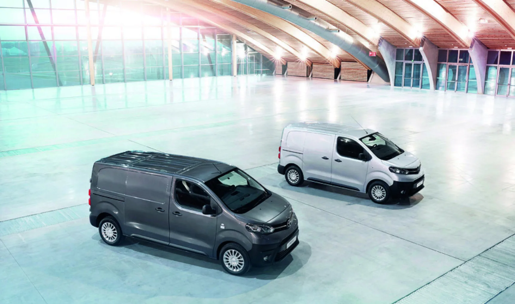 02 Toyota PROACE VAN 25032016 1 1