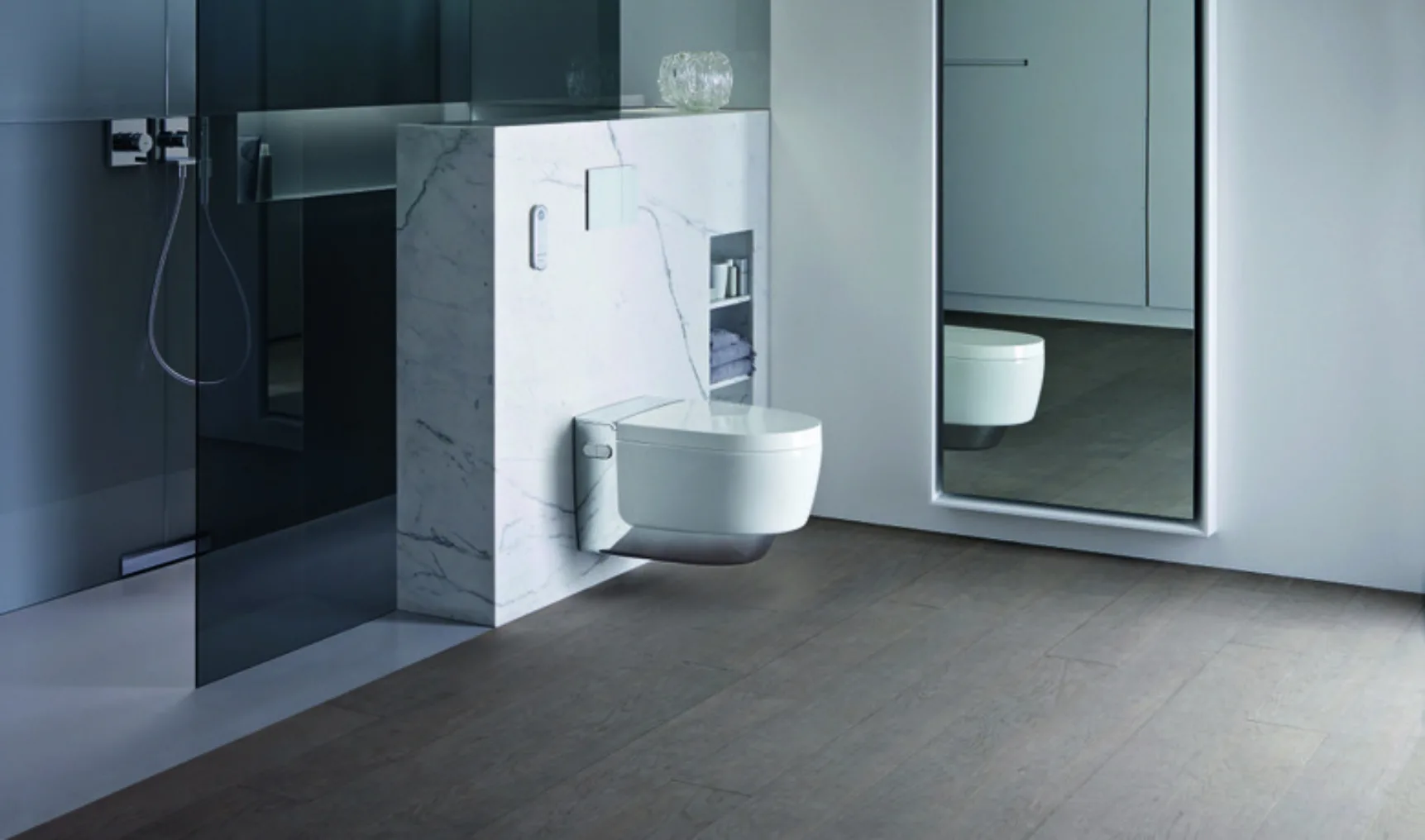 2015 Bathroom 06 A Aqua Clean Mera chrome3