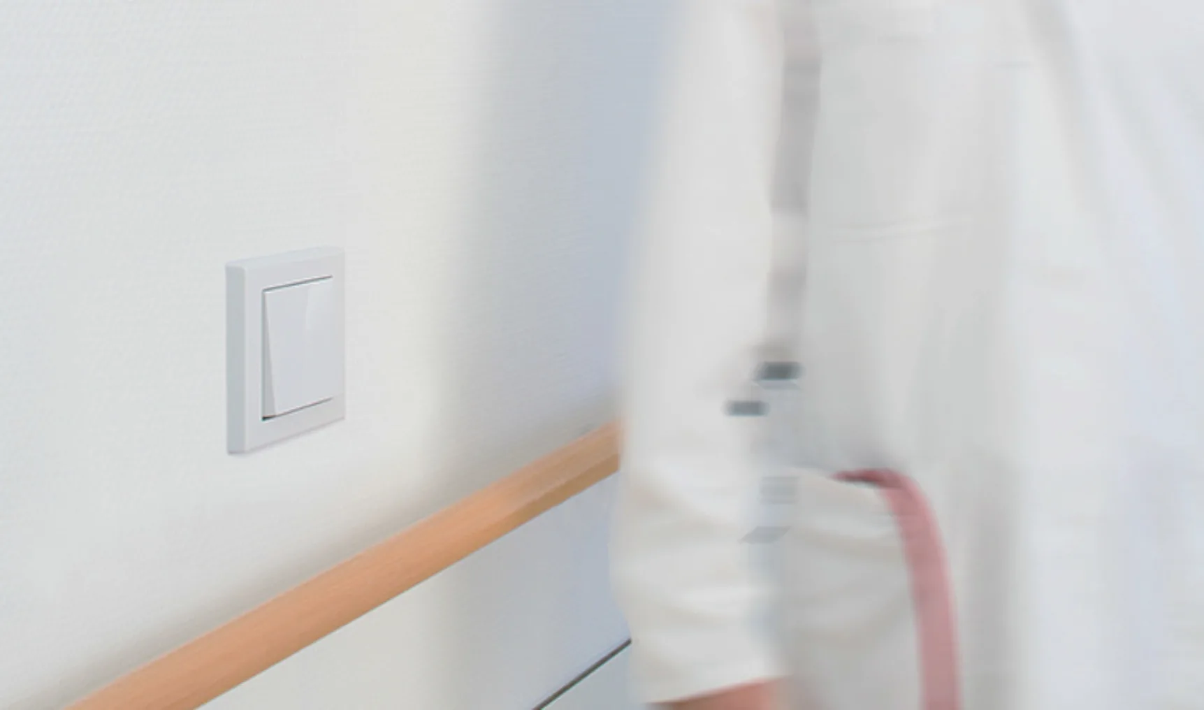 IT202007 Merten Actief Wit schakelmateriaal 1b