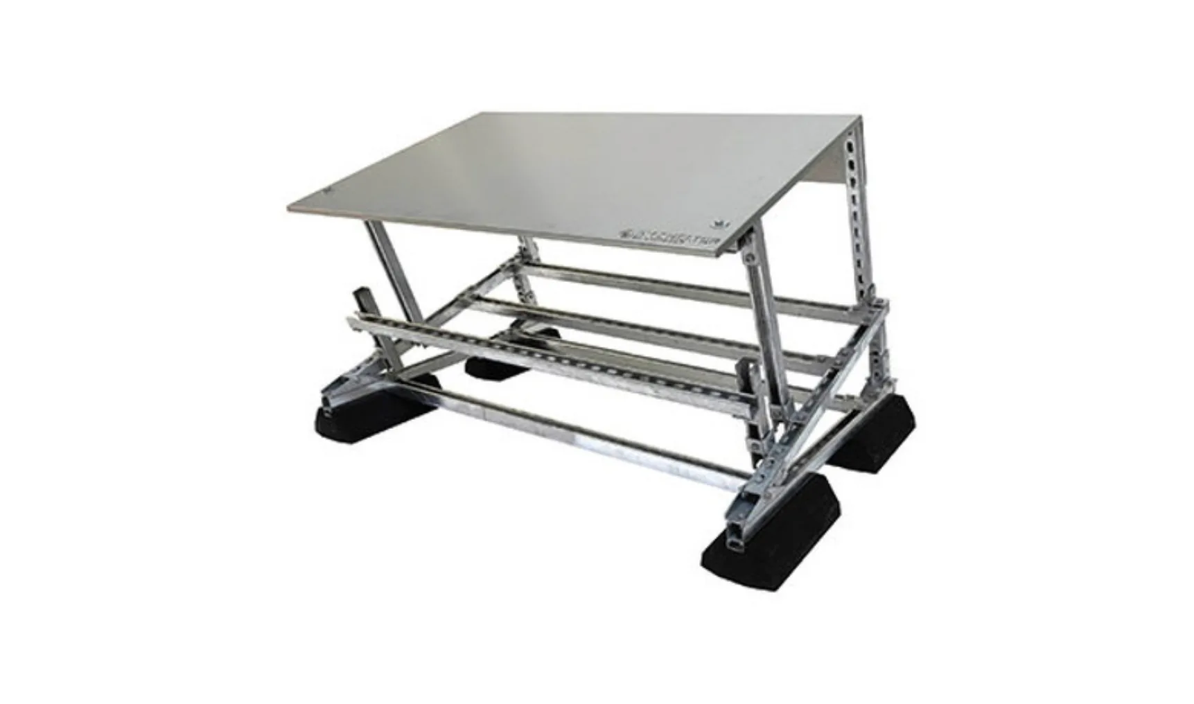 IT20230517 Conduct P Vshelter Angled