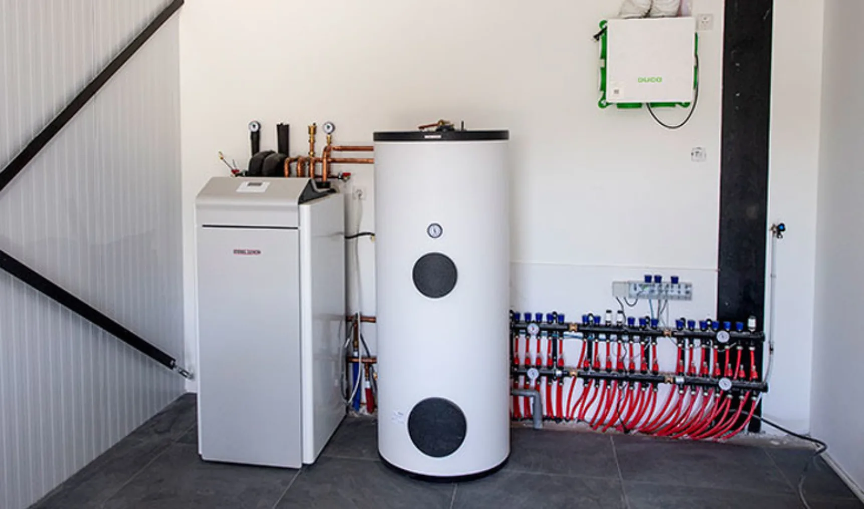 IT20221108 Stiebel Eltron 700