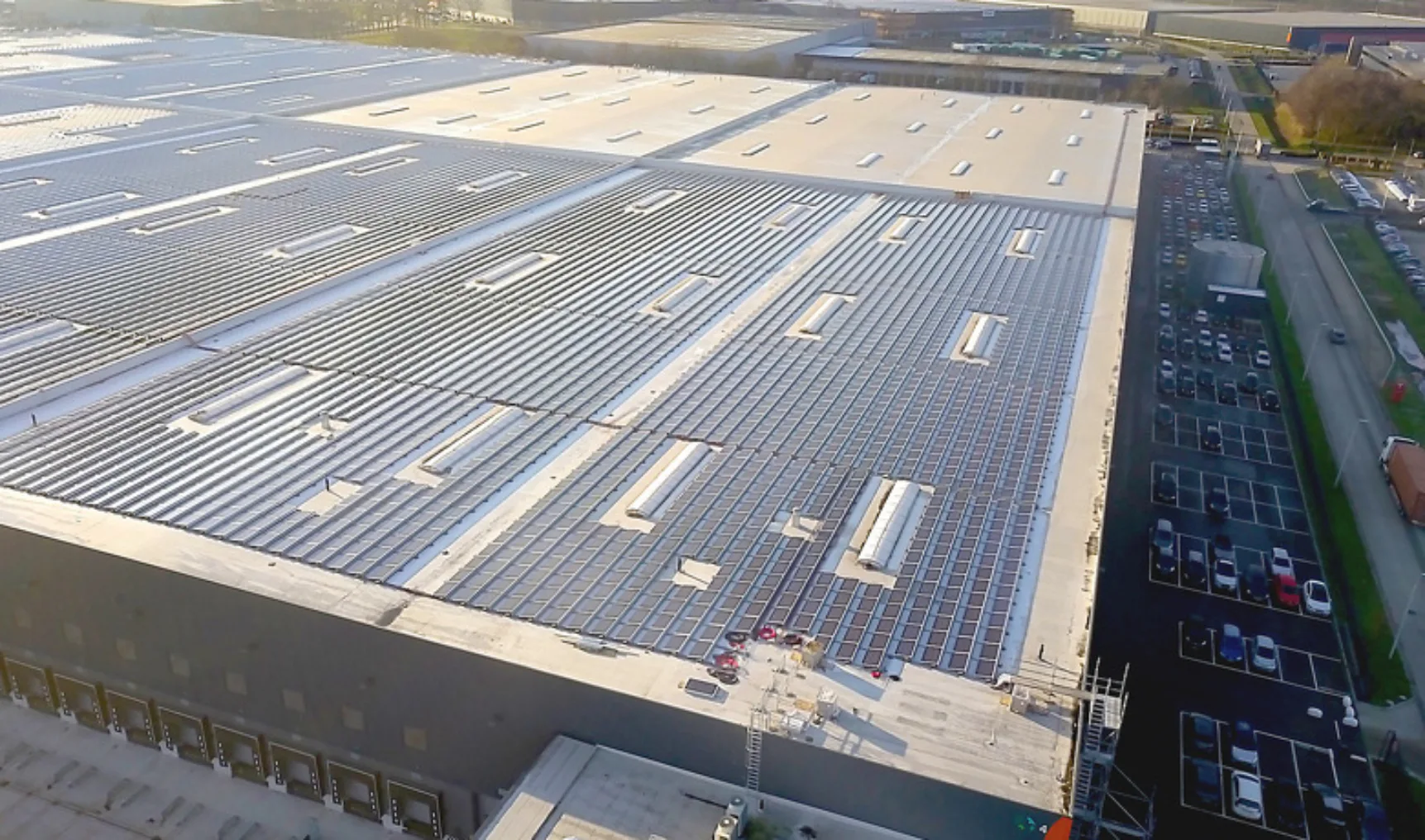 Foto persbericht samenwerking Van der Valk Virtuosolar